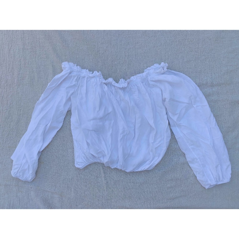 Brandy Melville White Long Sleeve Crop Top
